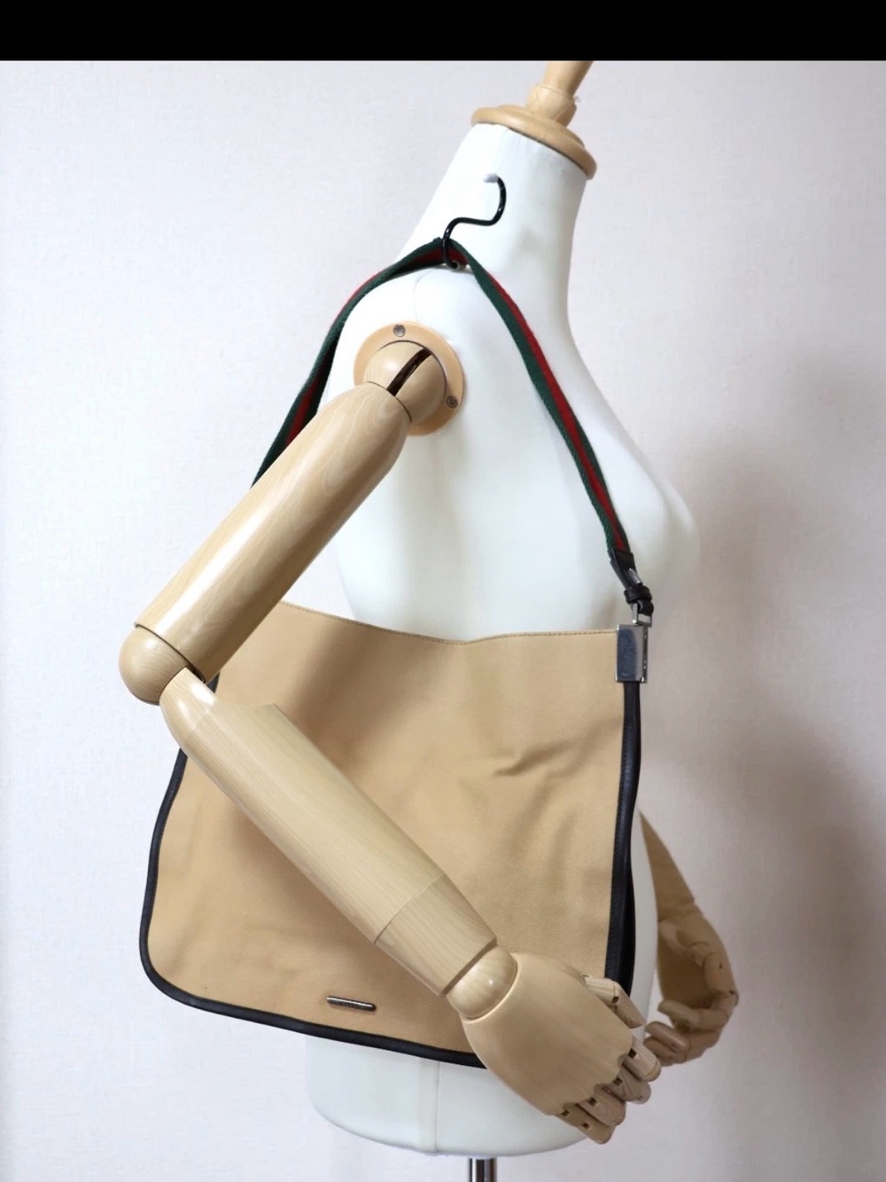 Gucci Handbag - Picture 2 of 13